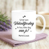 Witte mok met persoonlijke tekst en naam – handgemaakt door Love & Faith