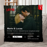 Onze film – Gepersonaliseerd premium kussen voor koppels met streamingdesign en foto-upload