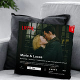 Onze film – Gepersonaliseerd premium kussen voor koppels met streamingdesign en foto-upload