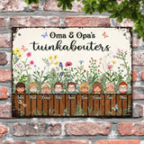 De tuin van oma & opa - Deurbord met personaliseerbare kinderfiguren en botanisch ontwerp