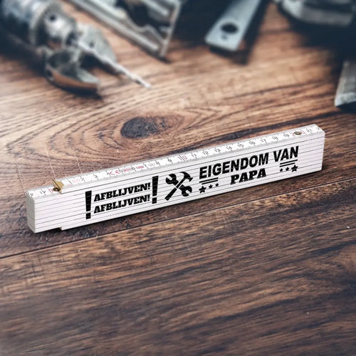 Houten duimstok Afblijven! met personaliseerbare design en namen, ideaal cadeau voor ouders en vaders – Motiv 2