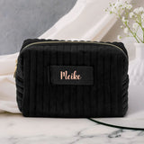 schwarze Kosmetiktasche aus Samt personalisiert - gefertigt von Love & Faith
