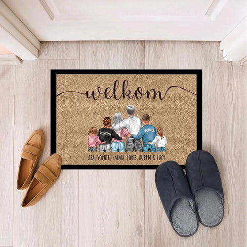 Gepersonaliseerde deurmat met familienamen en schattige tekening voor binnen en buiten gebruik – Motiv 2