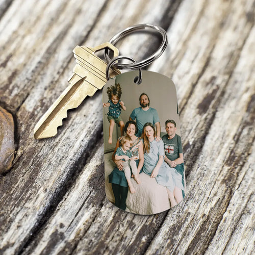 Gepersonaliseerde metalen sleutelhanger met twee aangepaste foto's en kleurendruk aan beide zijden – Motiv 2