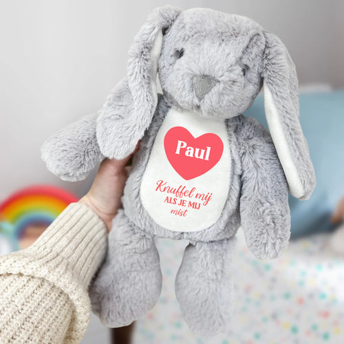 Gepersonaliseerde kinderen-knuffelhaas in pluizige premium stof, 34 cm hoog, met aangepaste naamsopdruk – Motiv 2