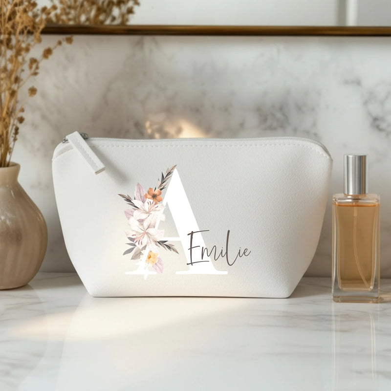 Jouw Initiaal - Vilten make-up tasje met personaliseerbare bloemeninitialen en naamdesign