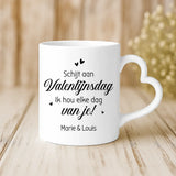 Witte mok met hartvormig oor en gepersonaliseerde naam – romantisch cadeau van Love & Faith