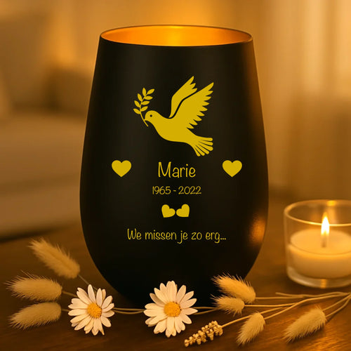 persoonlijk cadeau - zwart-goud windlicht met naamgravure - handgemaakt door Love & Faith