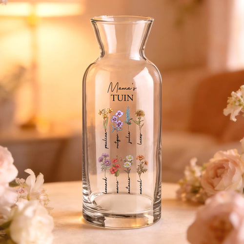 Gepersonaliseerde glazen vaas met naam en bloemen voor mama en oma – Mama's tuin