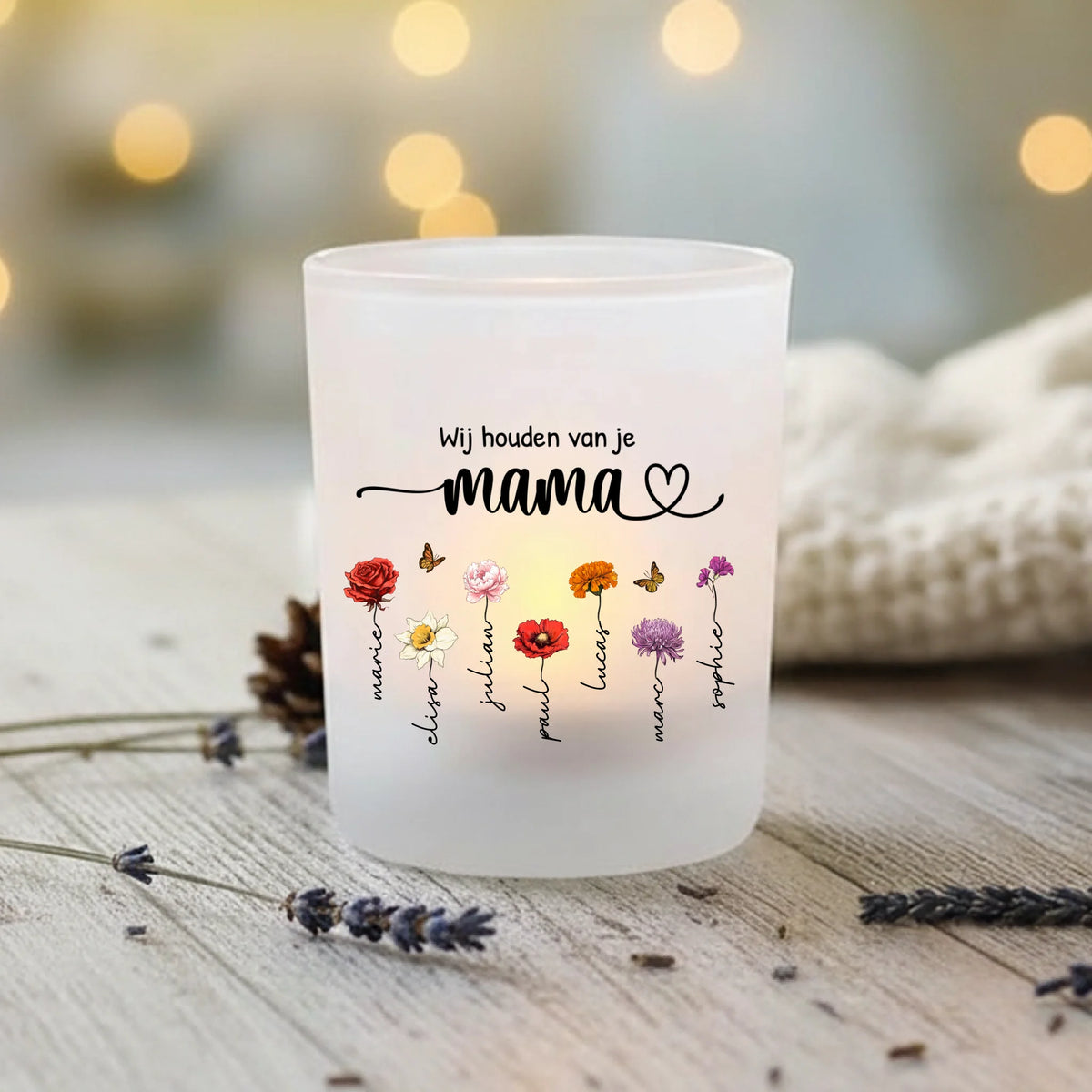 Gepersonaliseerde theelichthouder glas met bloemen en namen van kinderen, matte satijnen afwerking