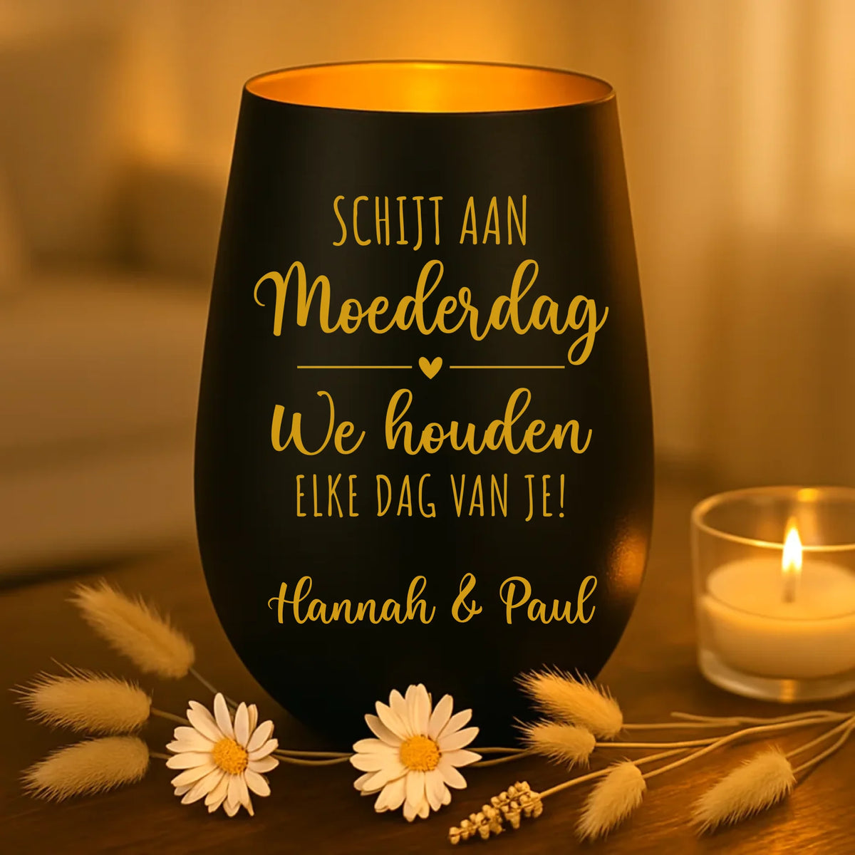 persoonlijk cadeau - zwart-goud windlicht met naamgravure - handgemaakt door Love & Faith