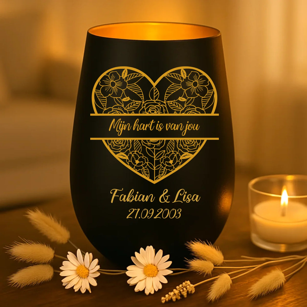 persoonlijk cadeau - zwart-goud windlicht met naamgravure - handgemaakt door Love & Faith