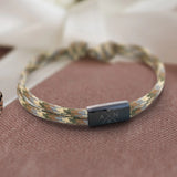 Vrienden – Gepersonaliseerde armband, gegraveerd met initialen en een symbool voor vrienden en partners